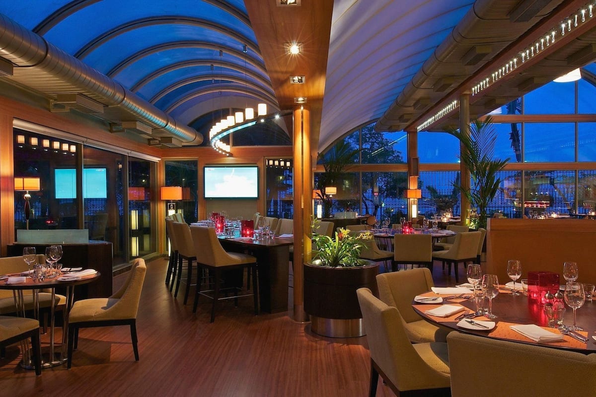 Dining | 3 restaurants; breakfast, lunch, dinner, and brunch served