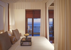 The Petitenget Suite