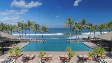 3 outdoor pools, pool umbrellas, pool loungers