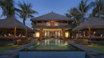 Casa (The Beach) | Exterior