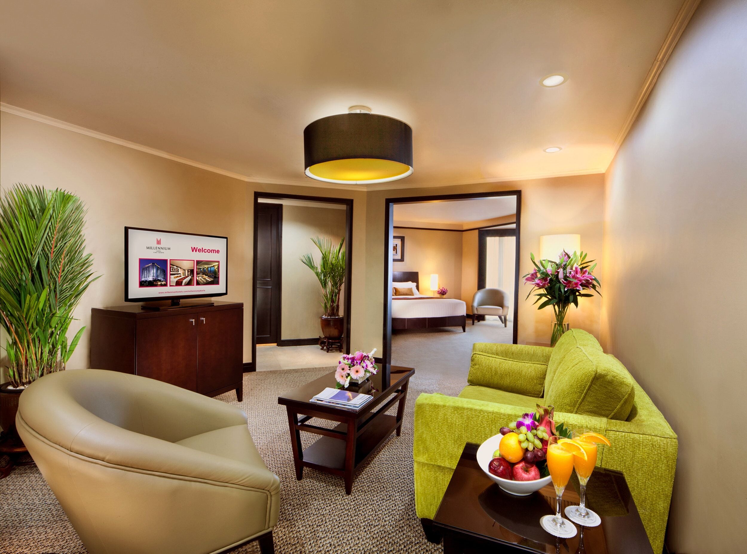 Junior Suite | In-room safe, desk, blackout drapes, soundproofing