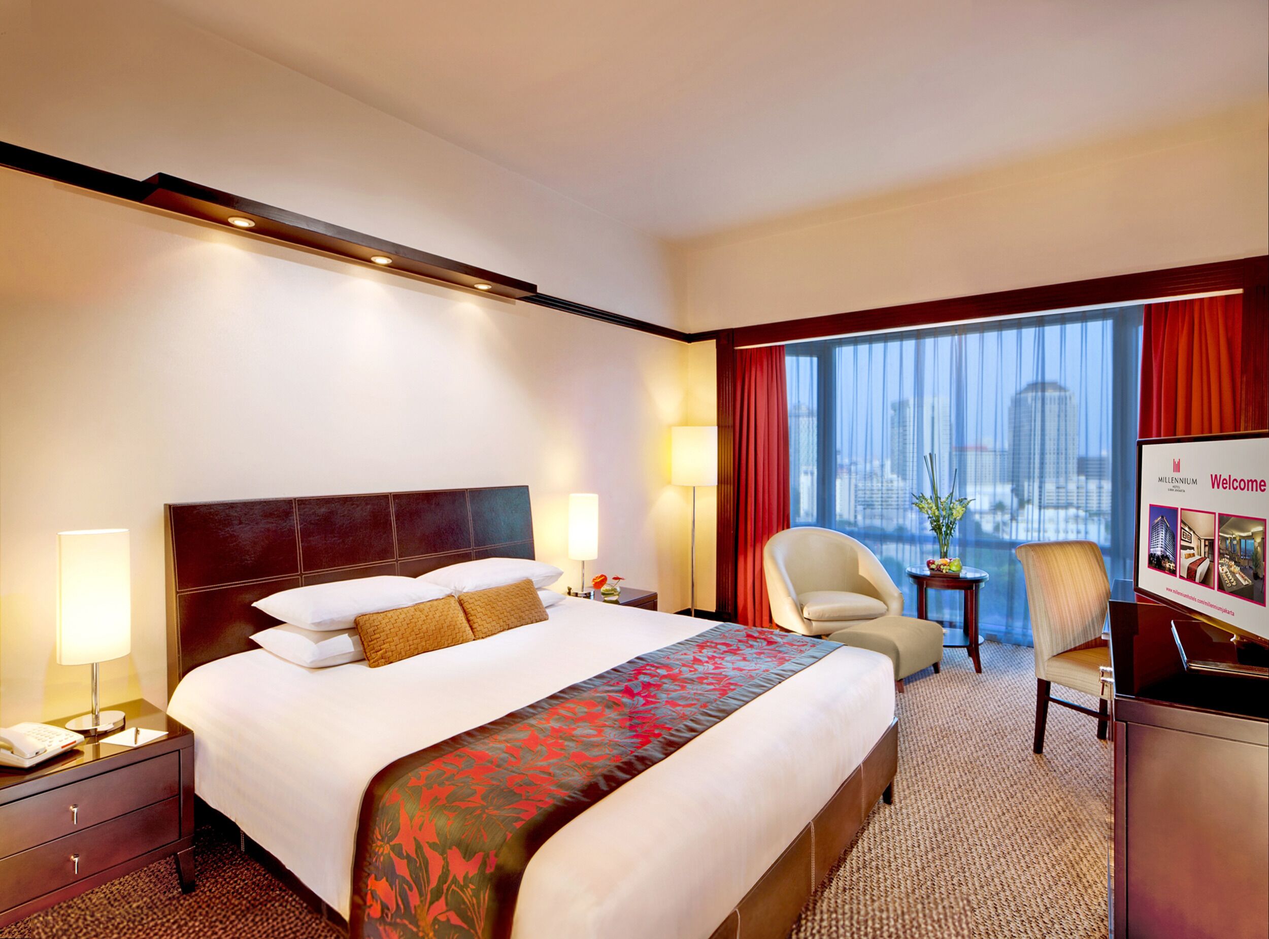 Millennium Club | In-room safe, desk, blackout drapes, soundproofing