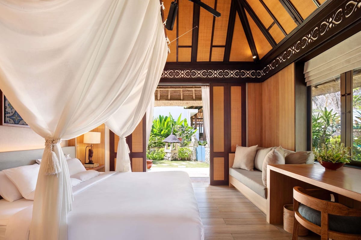 Beach Cabana, Beach Wing, vue jardin | 1 chambre, couette en duvet d'oie, coffres-forts dans les chambres