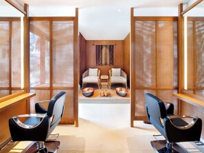 Couples treatment room(s), sauna, hot tub, body treatments, hydrotherapy
