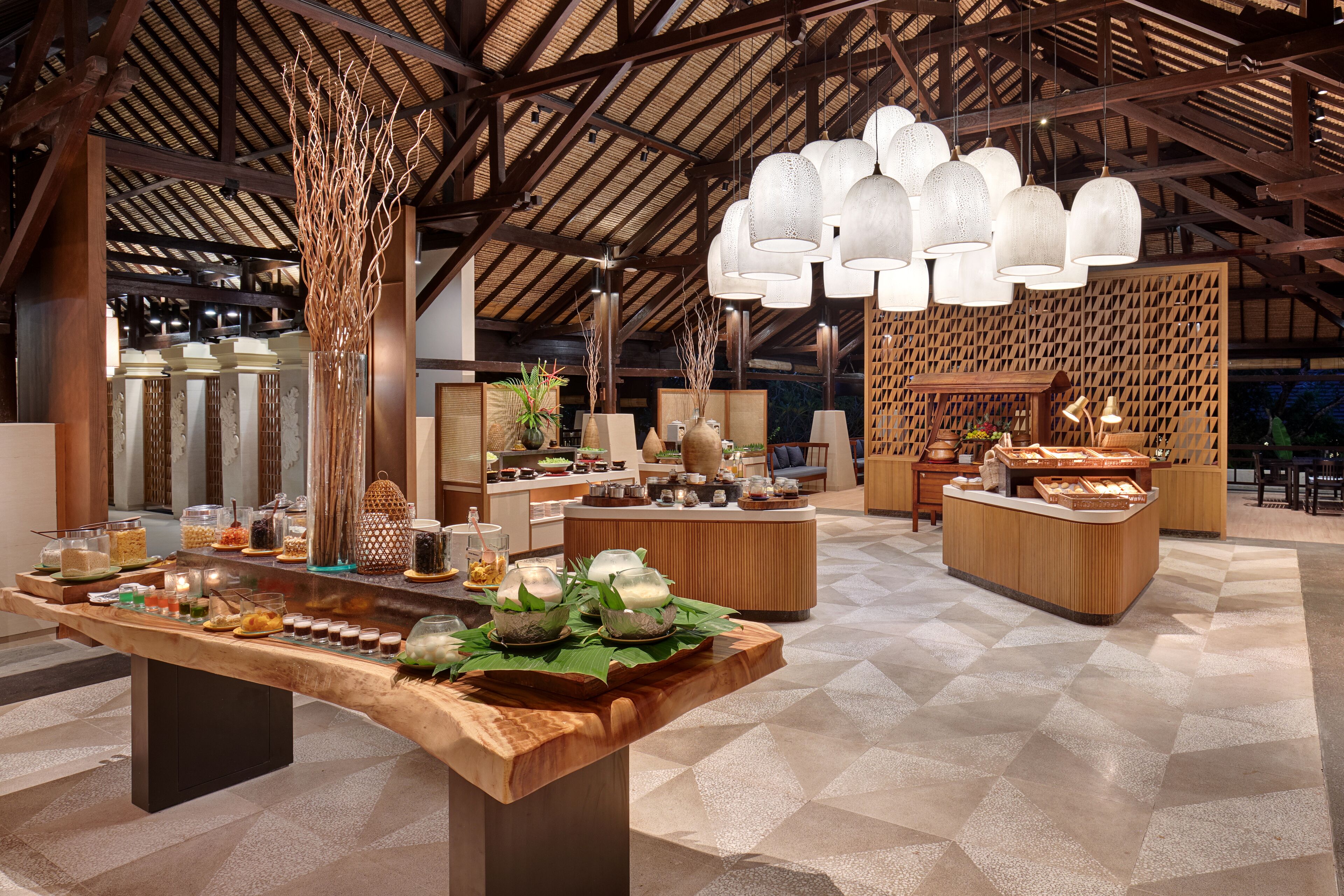 daily buffet breakfast (usd 18 per person)