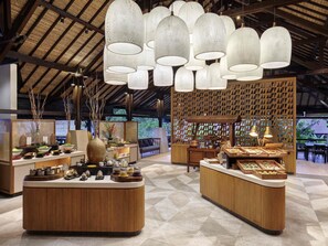 Daily buffet breakfast for a fee - Novotel Bali Benoa (Nusa Dua)