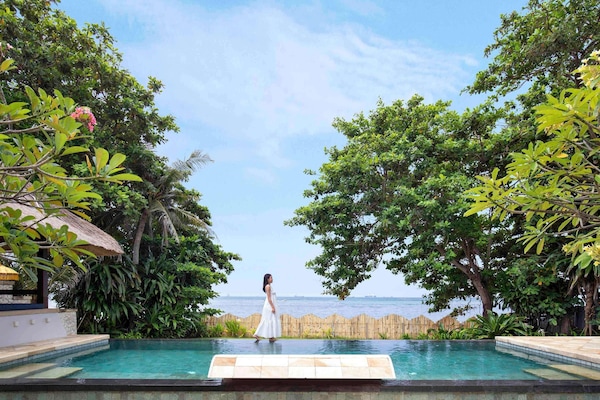 Villa, 2 Bedrooms, Beachfront | Down comforters, in-room safe, desk, blackout drapes