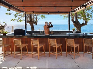 3 restaurants, breakfast, lunch, dinner served; international cuisine - Novotel Bali Benoa (Nusa Dua)