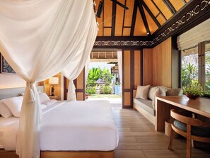 Beach Cabana, Beach Wing, quang cảnh vườn | Chăn bông, két bảo mật tại phòng, bàn, màn/rèm cản sáng 