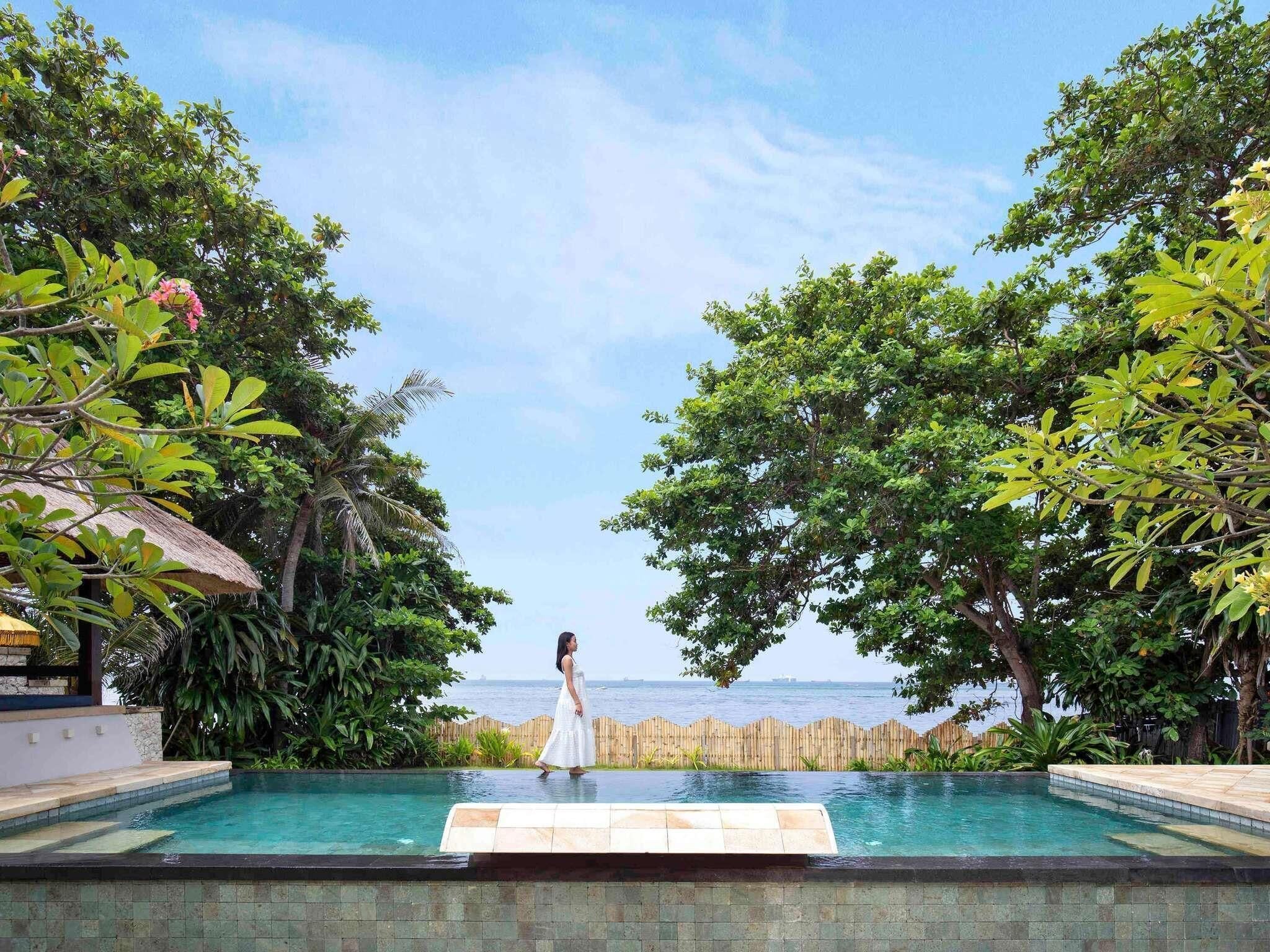Villa, 2 Bedrooms, Beachfront | Down duvets, in-room safe, desk, blackout curtains