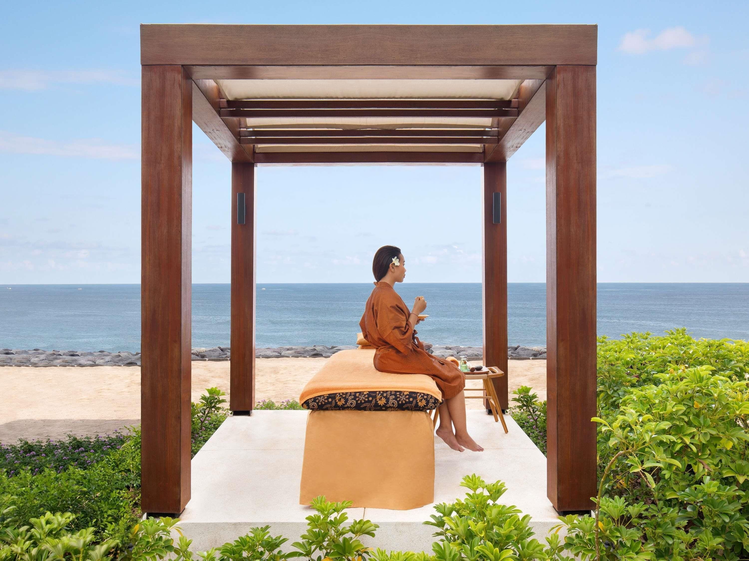 Couples treatment room(s), sauna, hot tub, body treatments, hydrotherapy