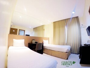 Deluxe Twin Room | Desk, soundproofing, free WiFi