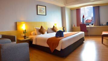 In-room safe, desk, rollaway beds, free WiFi