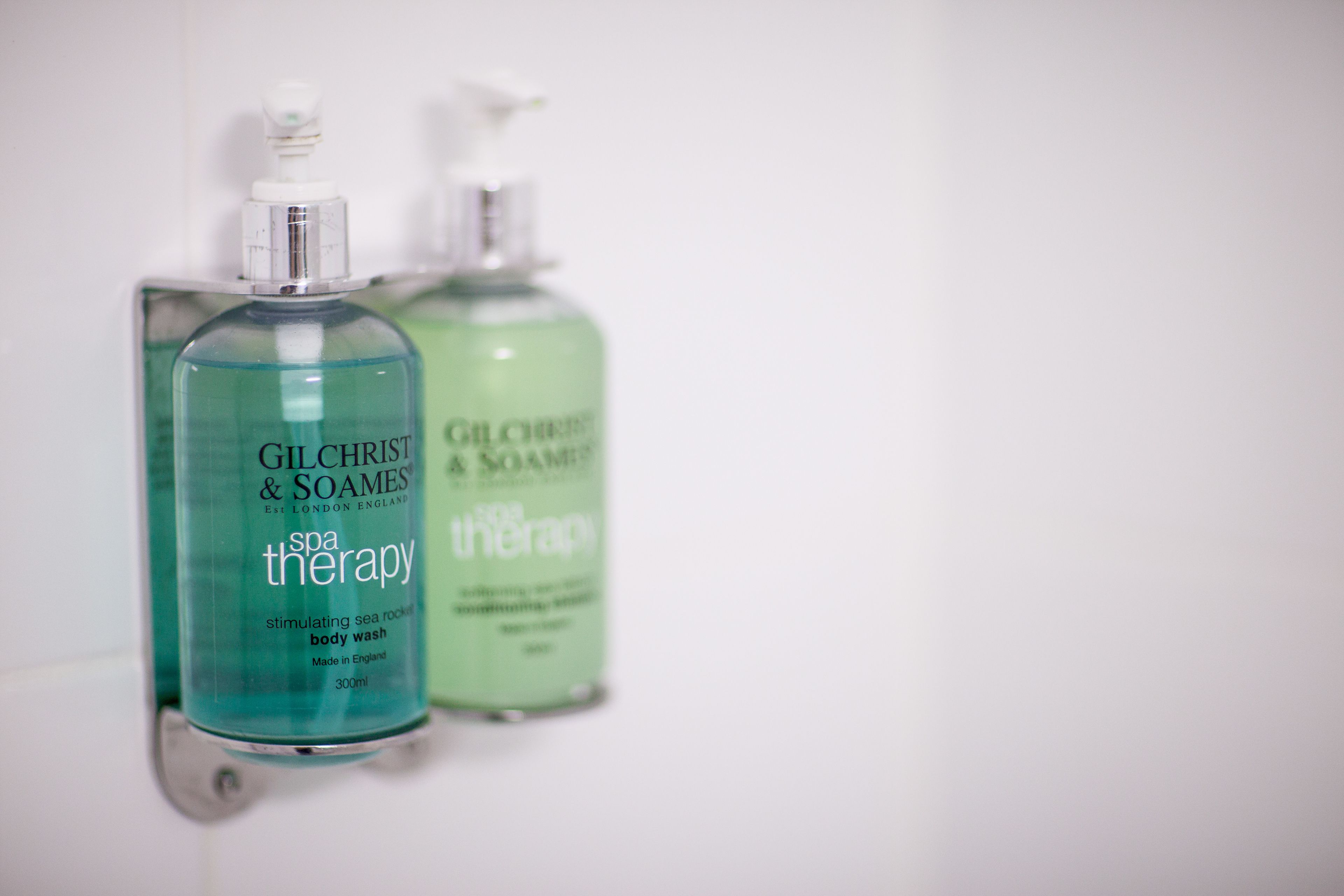 premium bedding, in-room safe, desk, laptop workspace