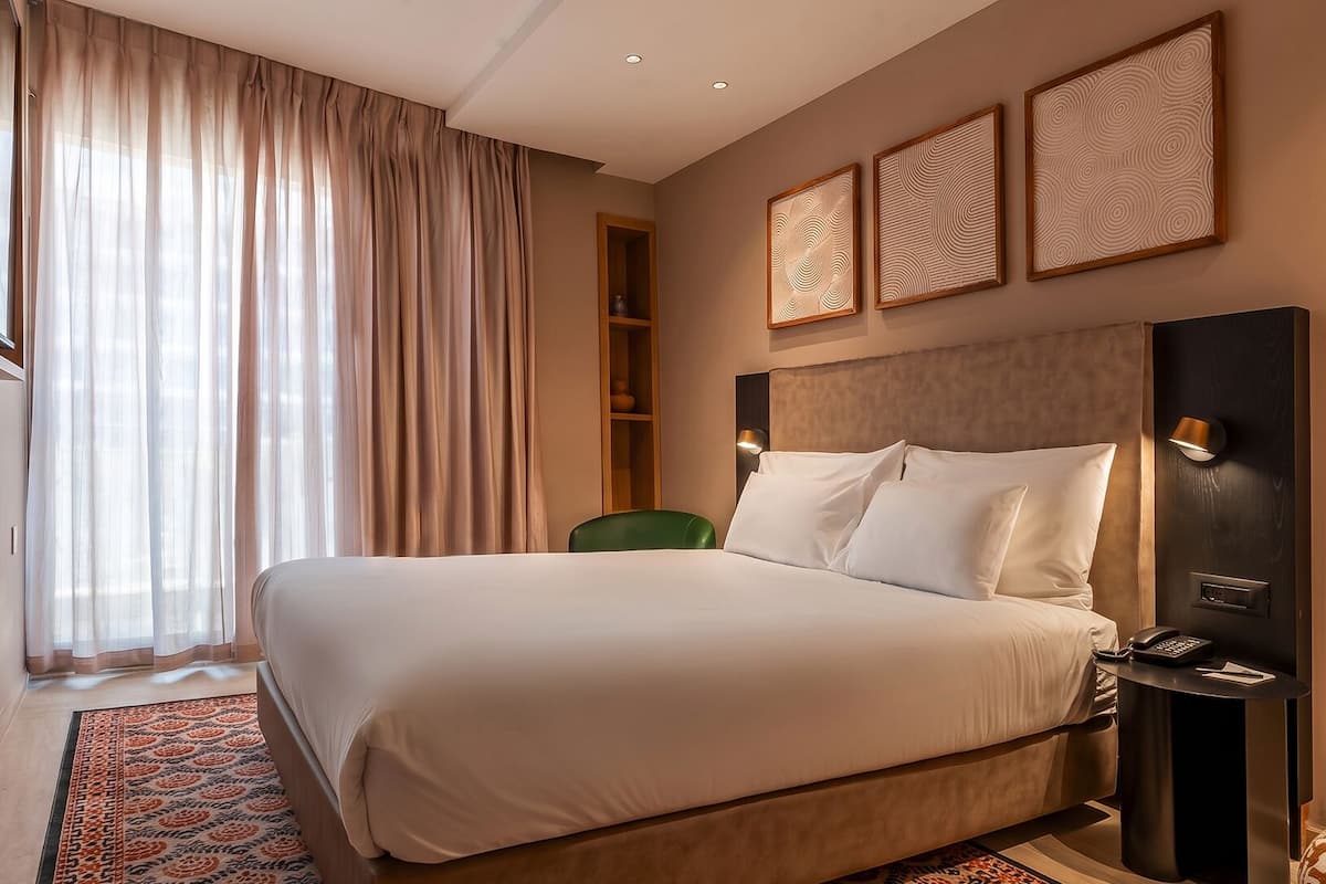 Executive Room | Select Comfort beds, in-room safe, desk