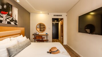Habitación clásica con 1 cama doble o 2 individuales | Colchones Select Comfort, caja fuerte, escritorio