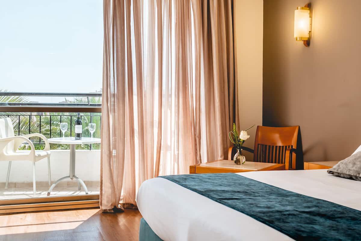 Classic Room, Balcony