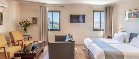 In-room safe, desk, cribs (free), WiFi (free)