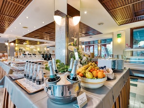 Daily buffet breakfast (EUR 10 per person)