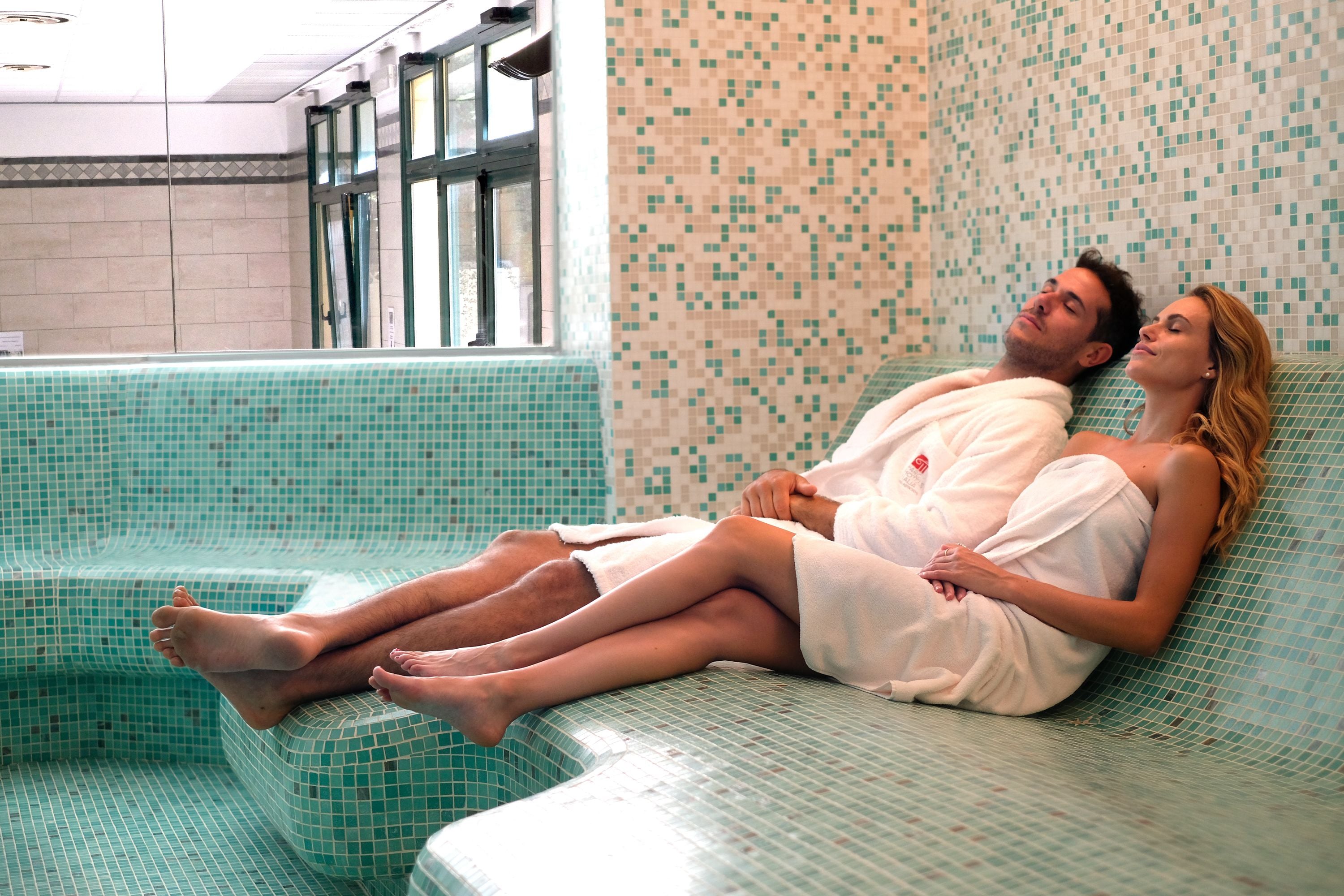 Couples treatment room(s), Turkish bath/hammam, body treatments, facials