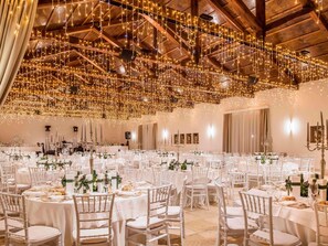 Indoor wedding - Mercure Villa Romanazzi Carducci Bari (Bari)