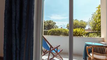 Doppia Superior, balcone, vista giardino | Vista balcone