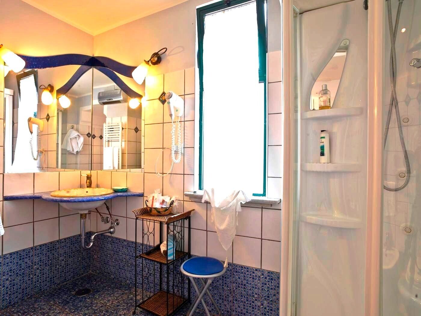 suite, 1 queen bed, valley view | bathroom | free toiletries, hair dryer, bidet, towels