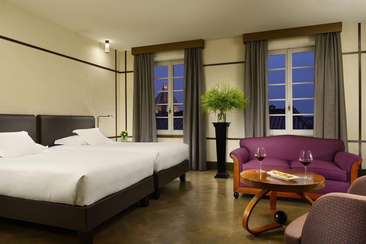 Literie de qualitĂ©, minibar, coffre-fort, systĂšme dâinsonorisation