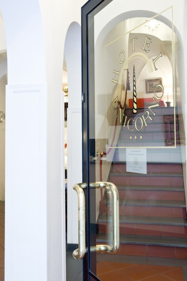 Entrada de la propiedad