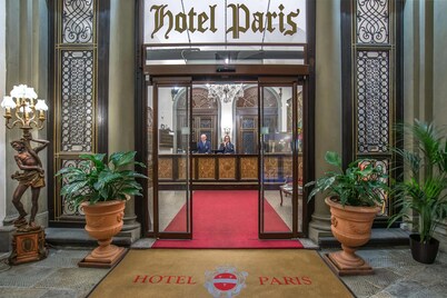 Hotel Paris