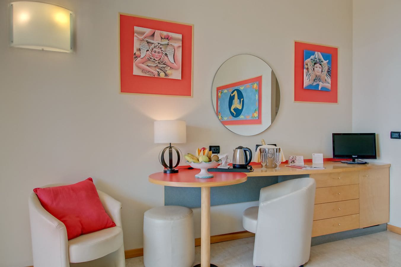 double room, annex building (palazzo santa caterina) | minibar, in-room safe, desk, bed sheets