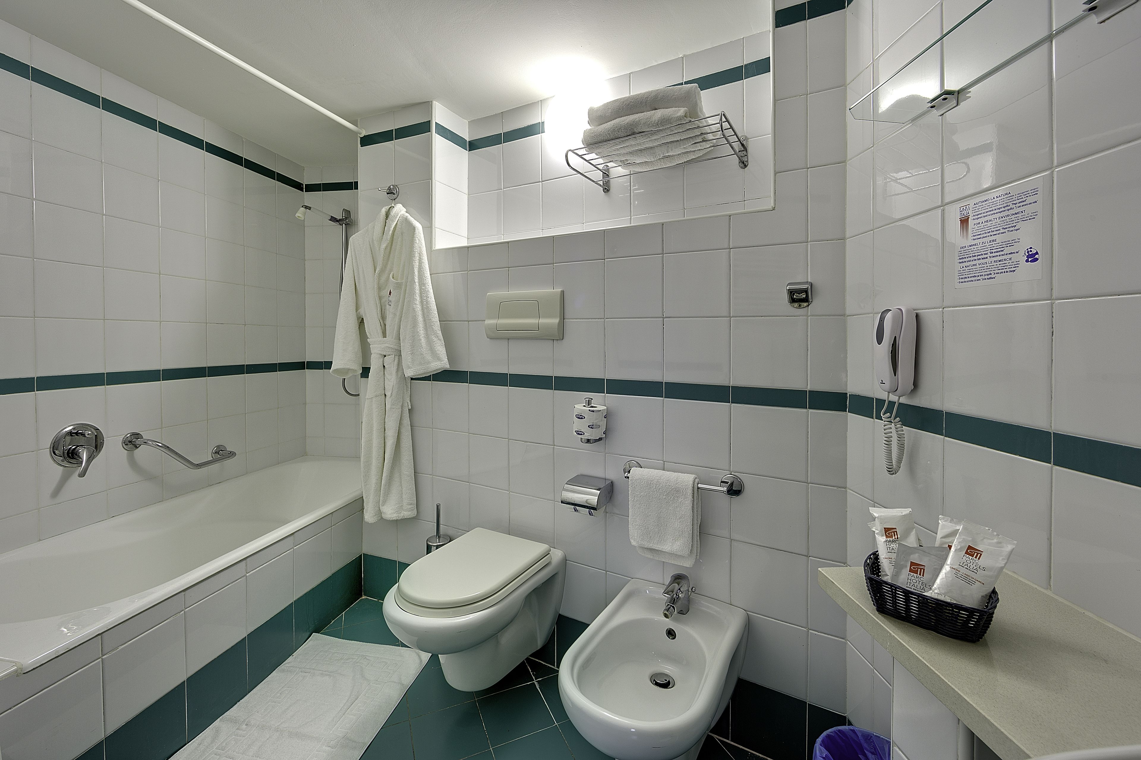 minibar, in-room safe, desk, bed sheets