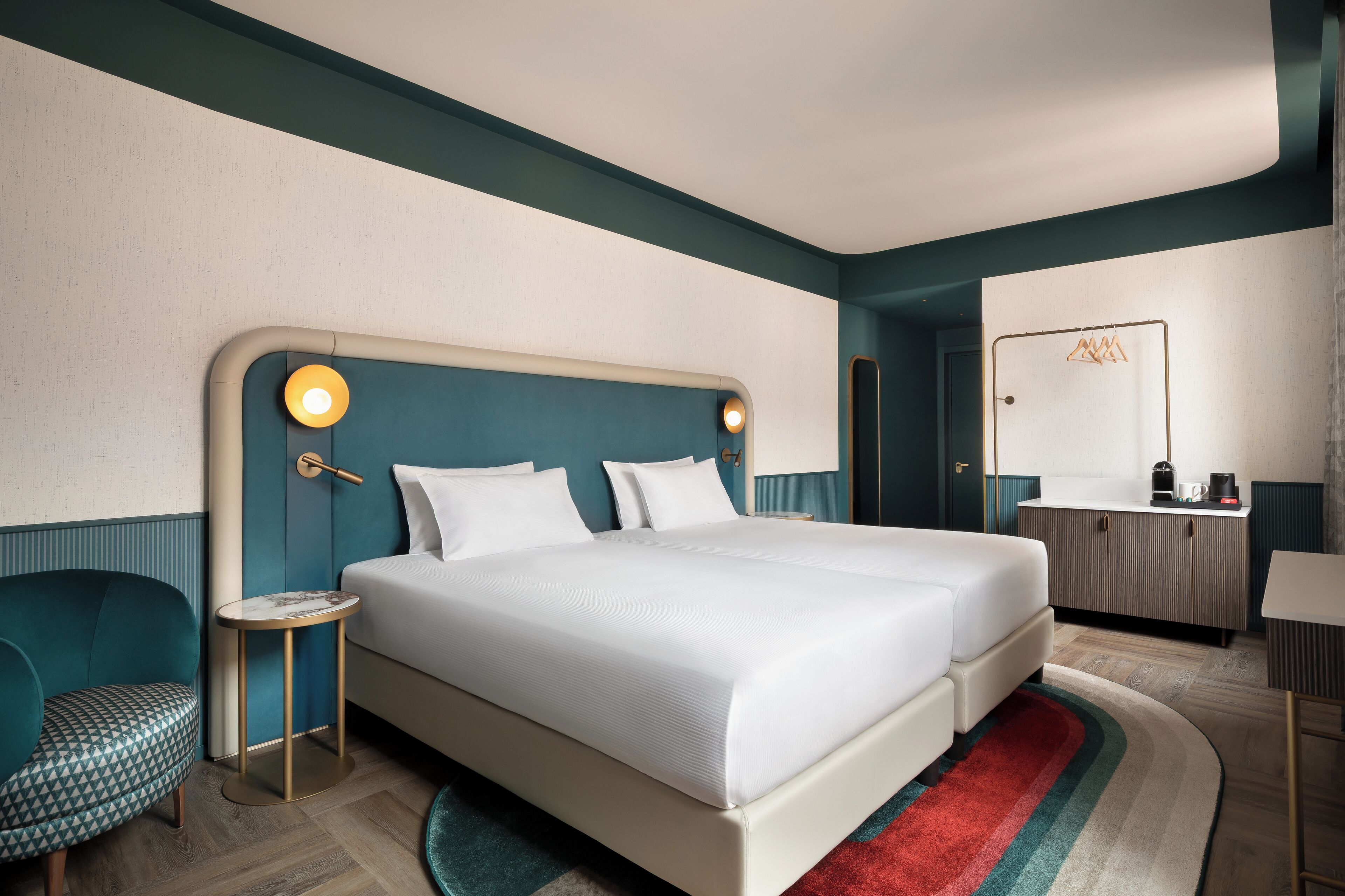 Superior Room, 2 Twin Beds | Premium bedding, minibar, in-room safe, blackout drapes