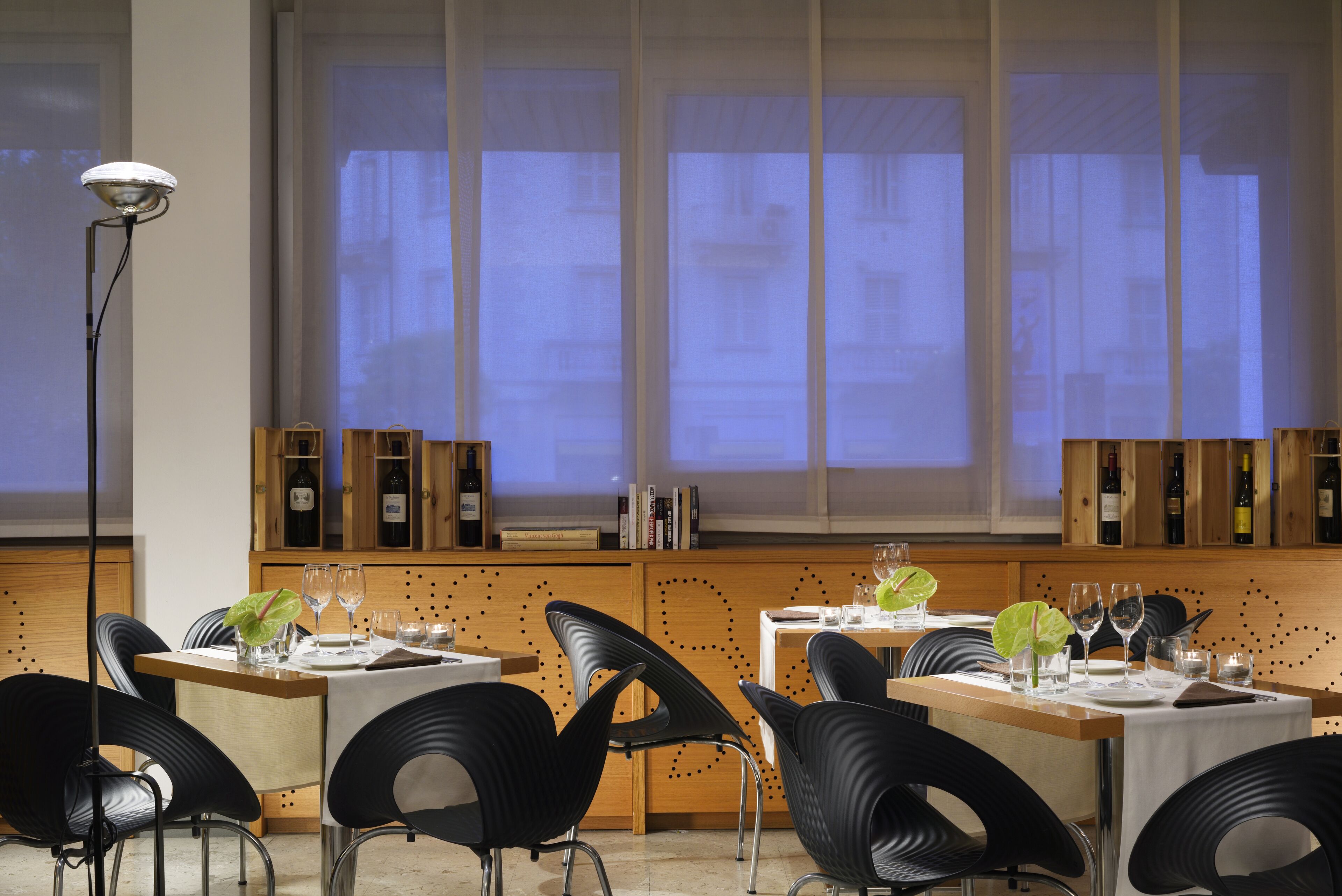 breakfast, lunch, dinner served; mediterranean cuisine