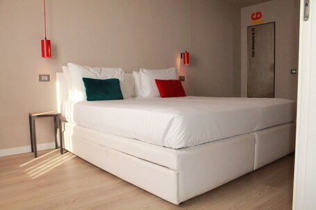 Chambre Deluxe | Bureau, rideaux occultants, chambres insonorisées, Wi-Fi gratuit. Espresso Darsena