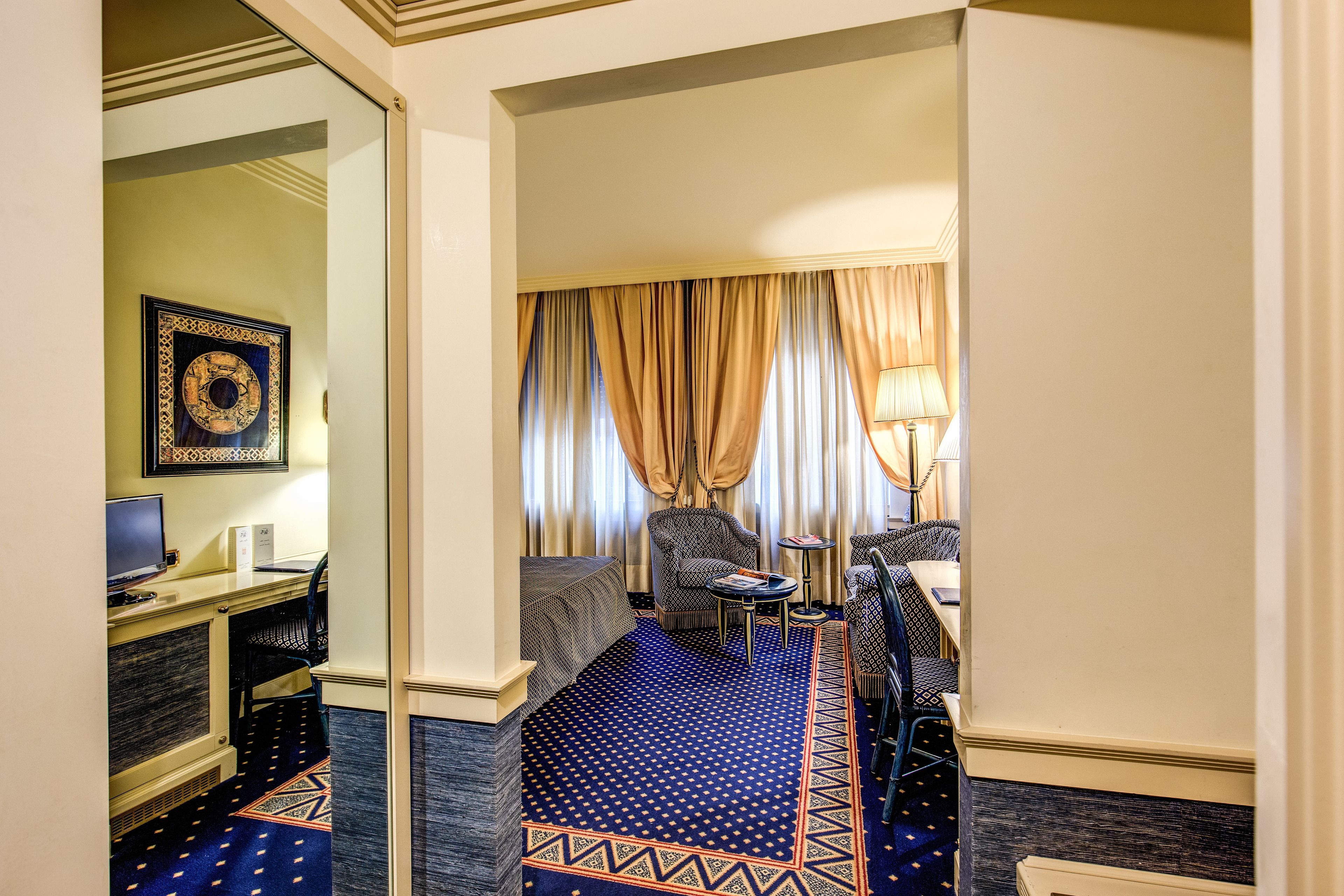 minibar, in-room safe, desk, blackout curtains