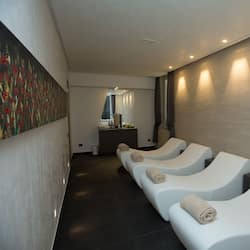 Couples treatment room(s), body treatments, body wraps, body scrubs