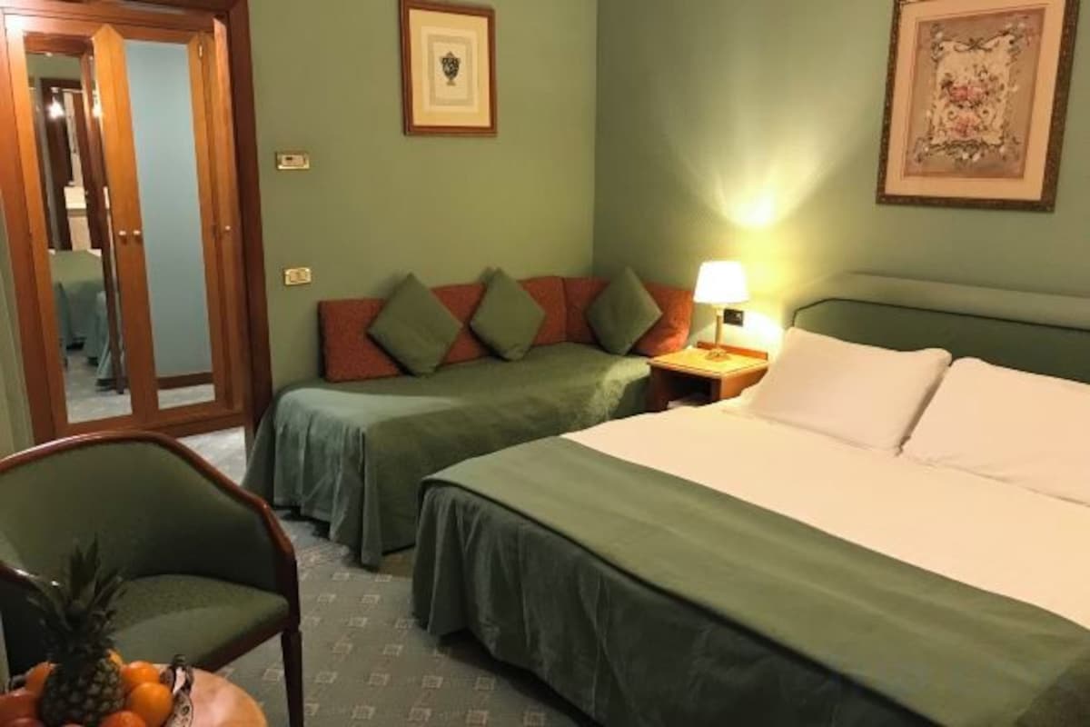 Literie de qualité supérieure, couette en duvet d'oie, minibar