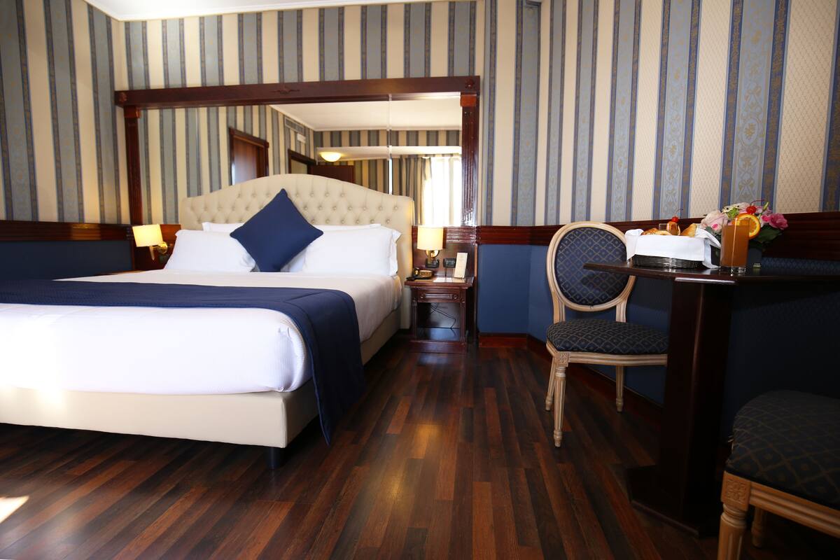 Superior Double Room | Premium bedding, minibar, in-room safe, desk
