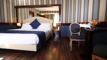 Superior Double Room | Premium bedding, minibar, in-room safe, desk