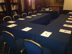 Business centre - Hotel Regent (Rome)