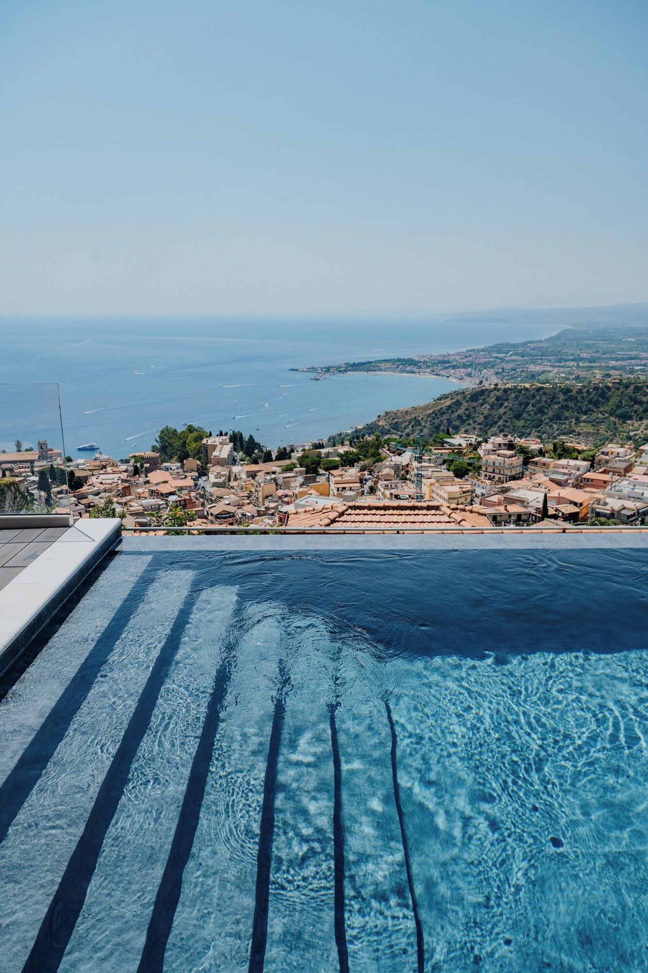 Outdoor pool, open 9 AM to 6 PM, pool loungers