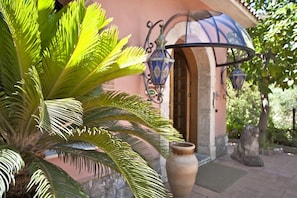 Entrada de l'allotjament