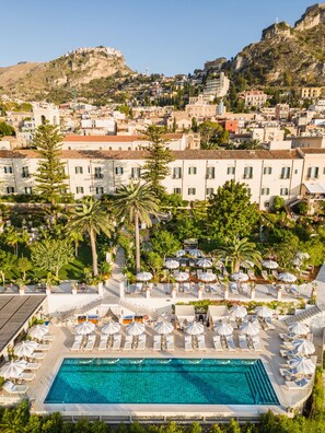 Exterior - San Domenico Palace, Taormina, A Four Seasons Hotel (Taormina)