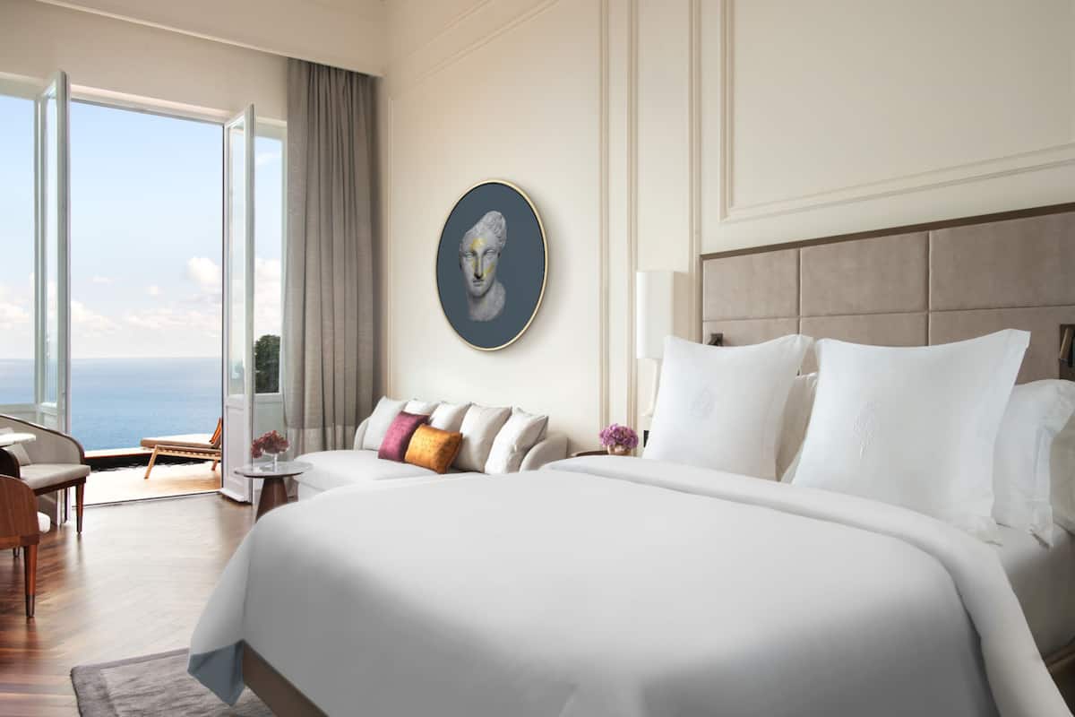 junior suite, non smoking (with plunge pool) | premium bedding, down duvets, pillow-top beds, minibar