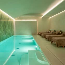 Couples treatment rooms, sauna, hot tub, steam room, Turkish bath