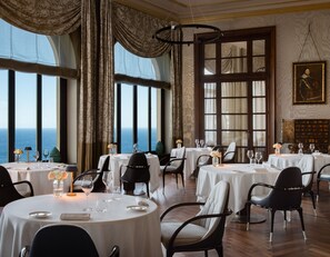 3 restaurants, local cuisine
