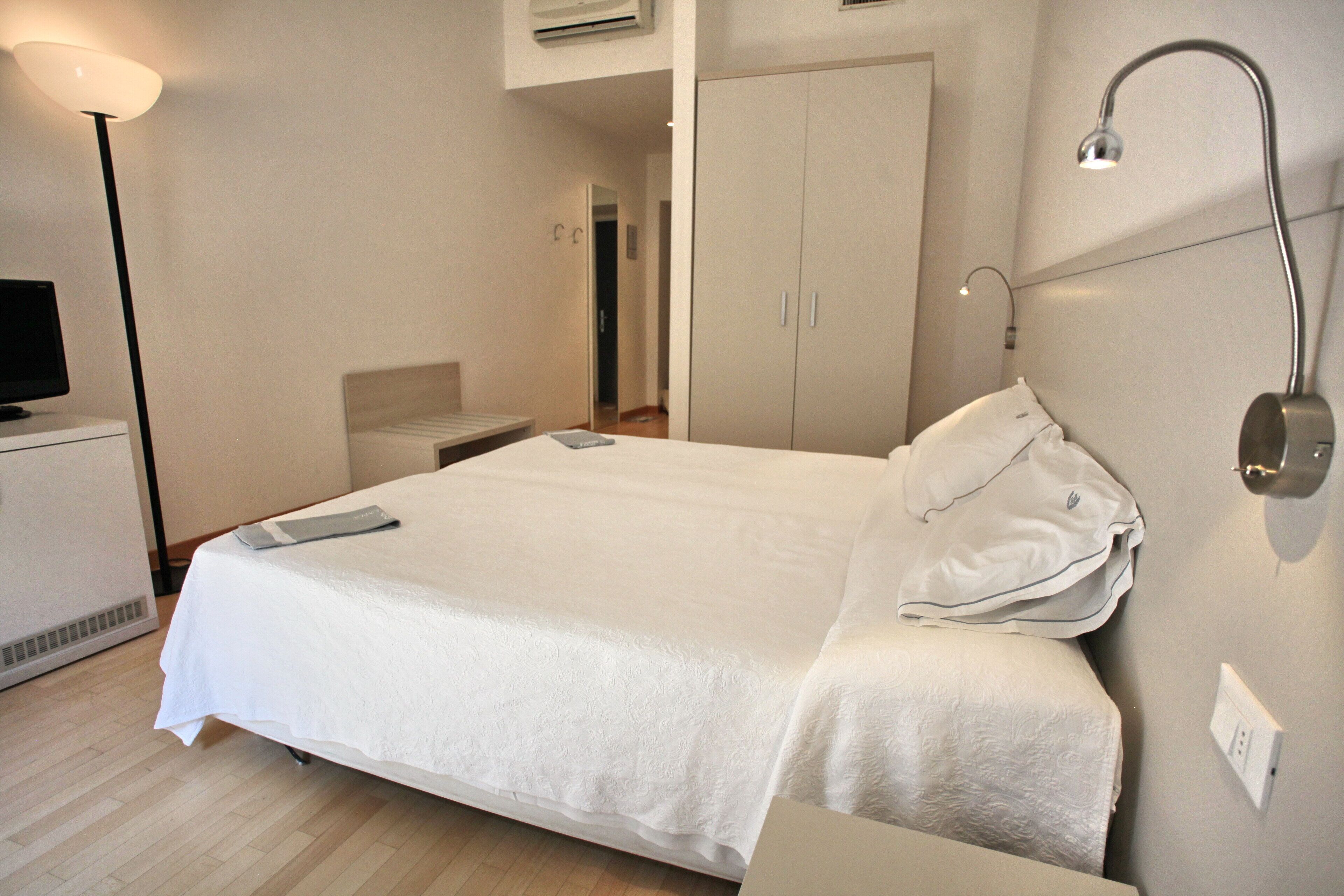 1 bedroom, minibar, in-room safe, desk