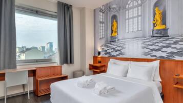 Down comforters, minibar, in-room safe, individually furnished