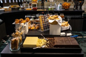 Daily buffet breakfast (EUR 18 per person)